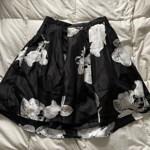 women’s floral skirt